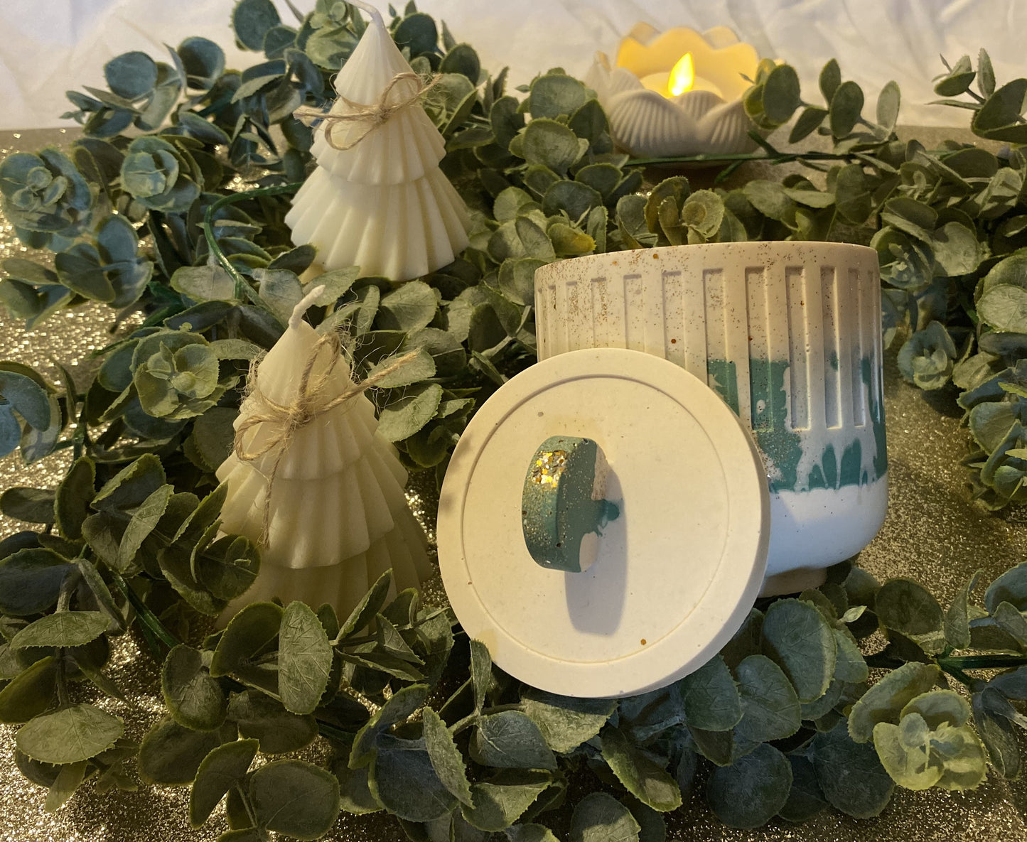 Petite boîte avec couvercle