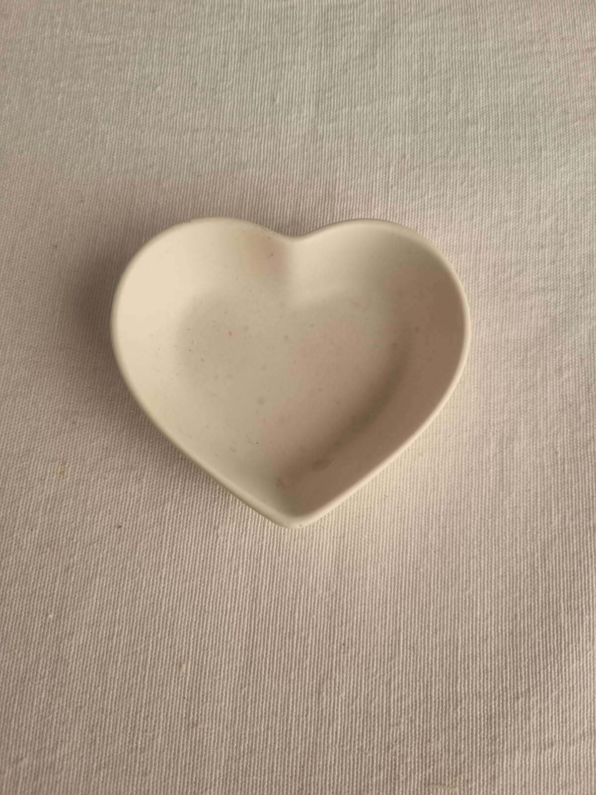 Petite coupelle en forme de coeur
