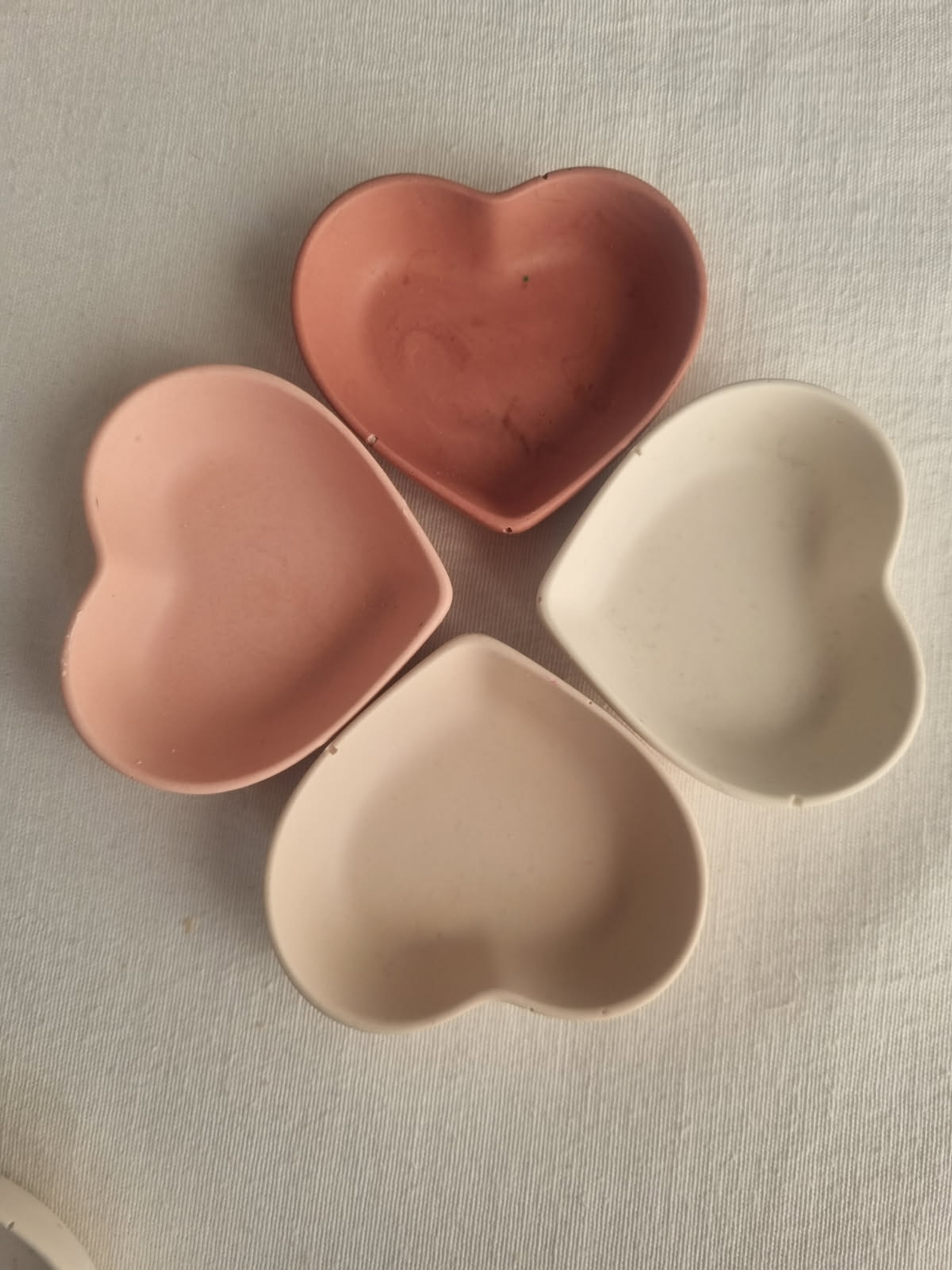 Petite coupelle en forme de coeur
