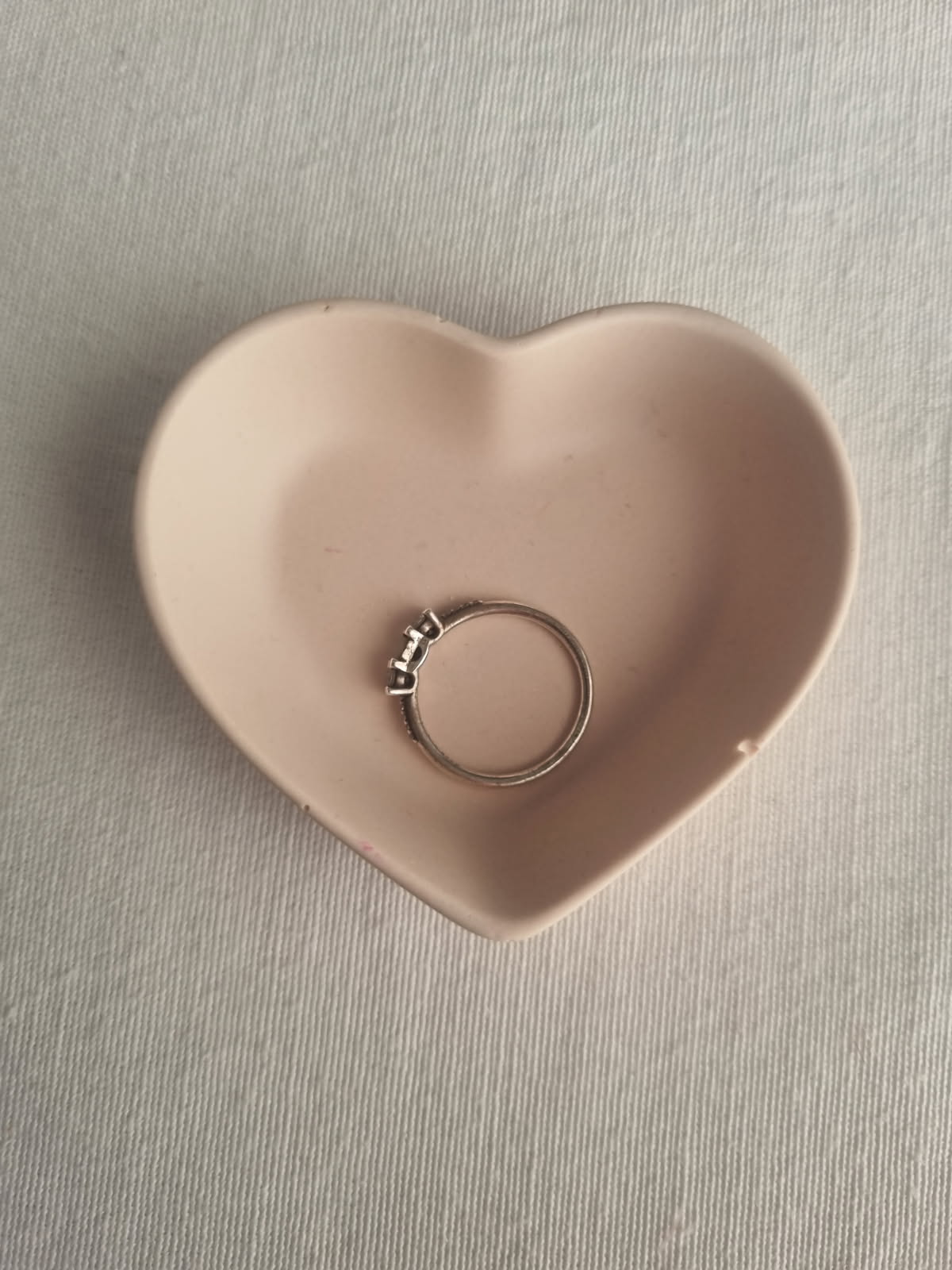 Petite coupelle en forme de coeur