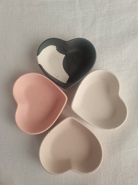 Petite coupelle en forme de coeur